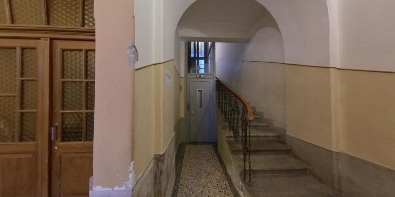 Via Battisti 13 Apartment ตรีเอสเต ภายนอก รูปภาพ