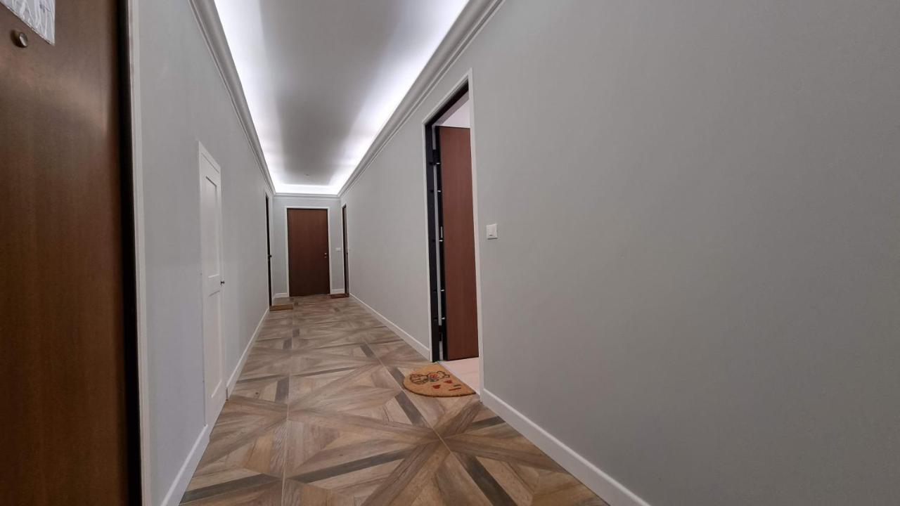 Via Battisti 13 Apartment ตรีเอสเต ภายนอก รูปภาพ